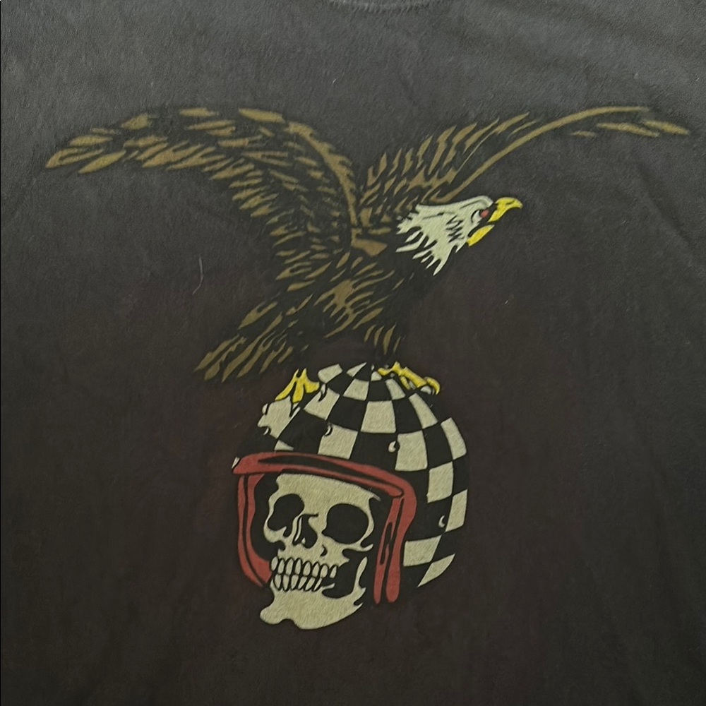 Girrl Scout Tee with Eagle and Skull Graphic XL - Picture 4 of 4